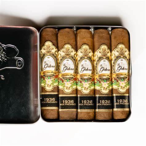 [2278] La Galera - Maduro Tins Half Corona 3 5/8 x 46